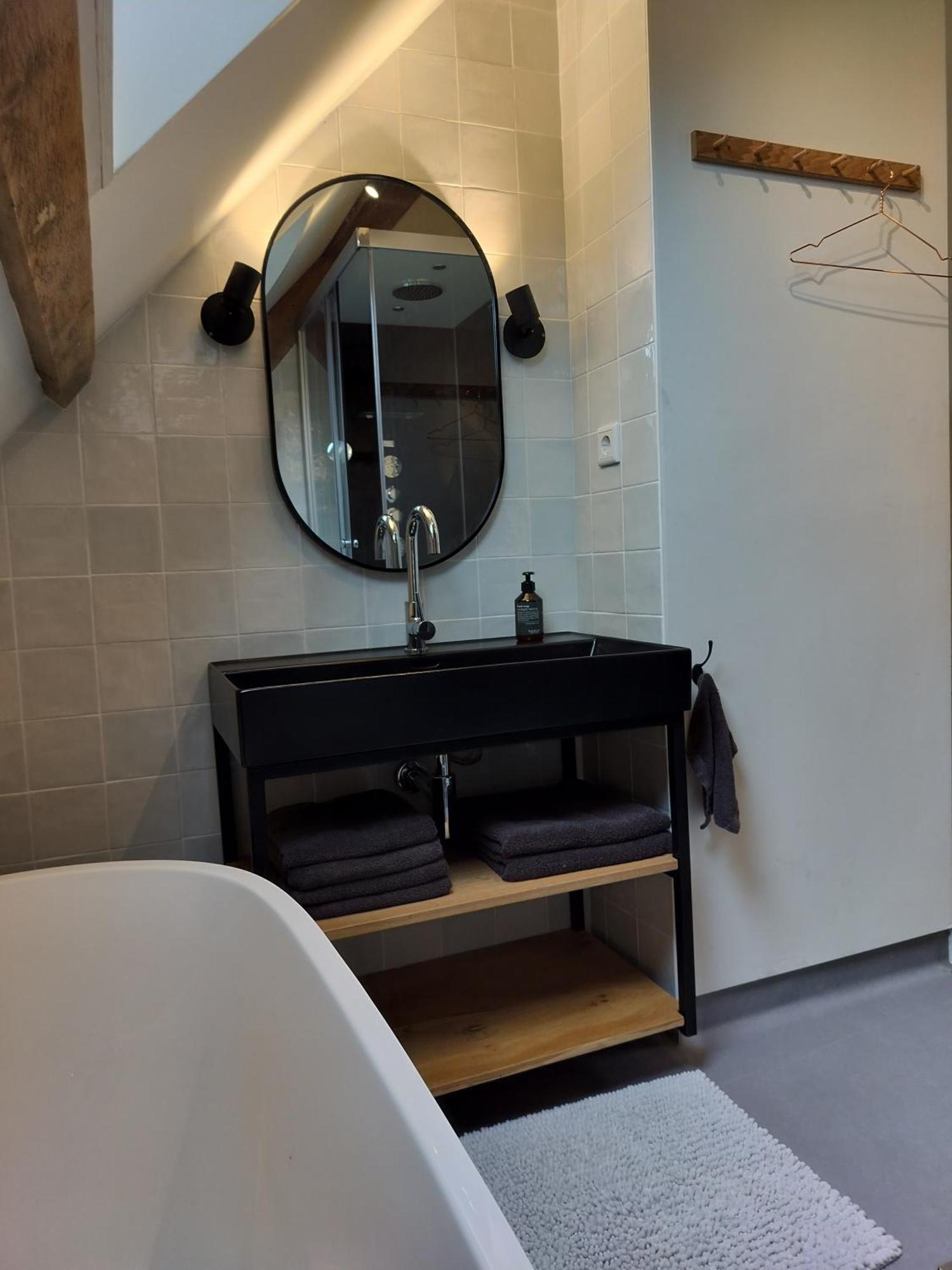 زوتلاند B&B 'Hof Baaiweg' Met Barrelsauna المظهر الخارجي الصورة