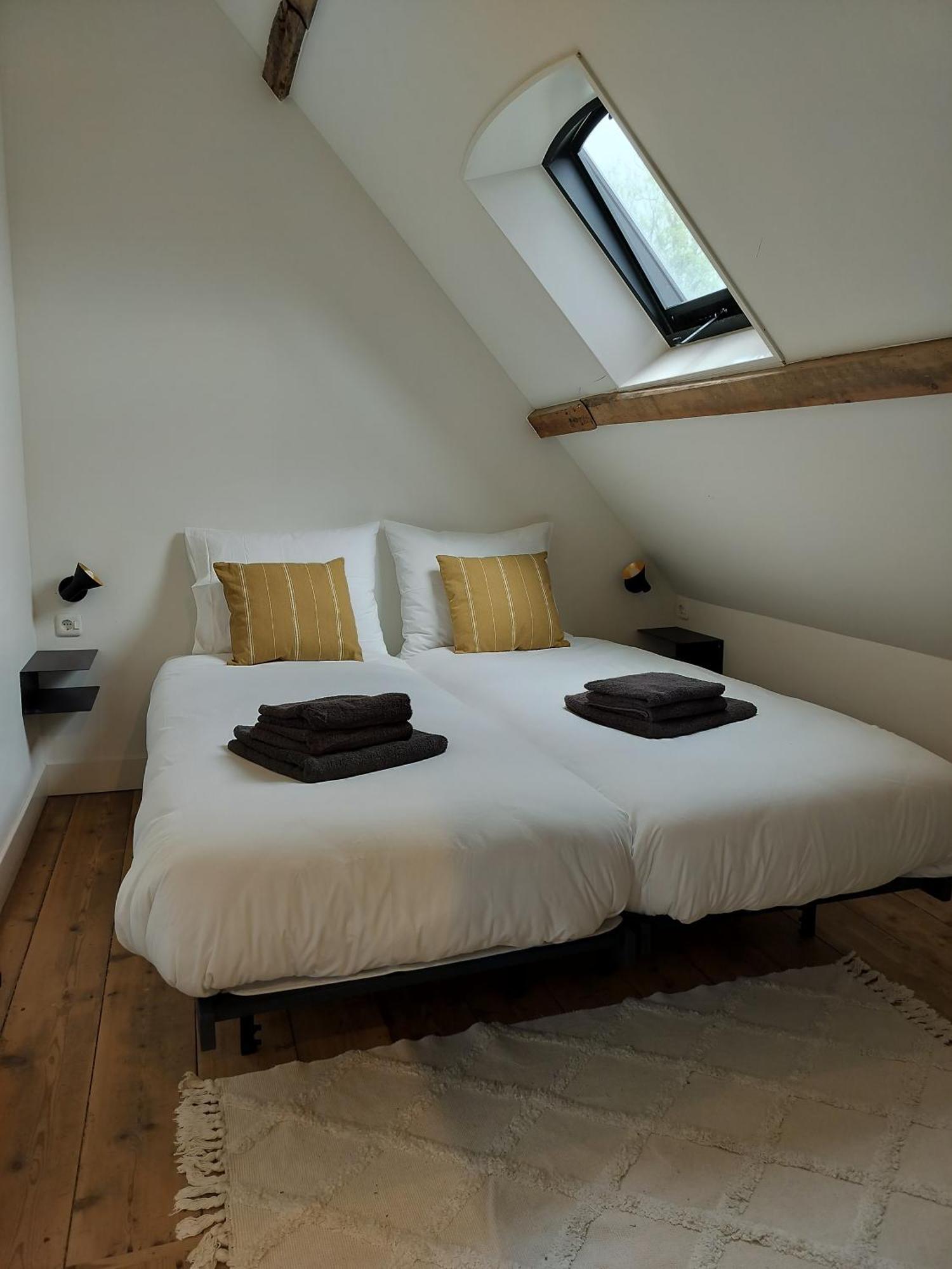 زوتلاند B&B 'Hof Baaiweg' Met Barrelsauna المظهر الخارجي الصورة