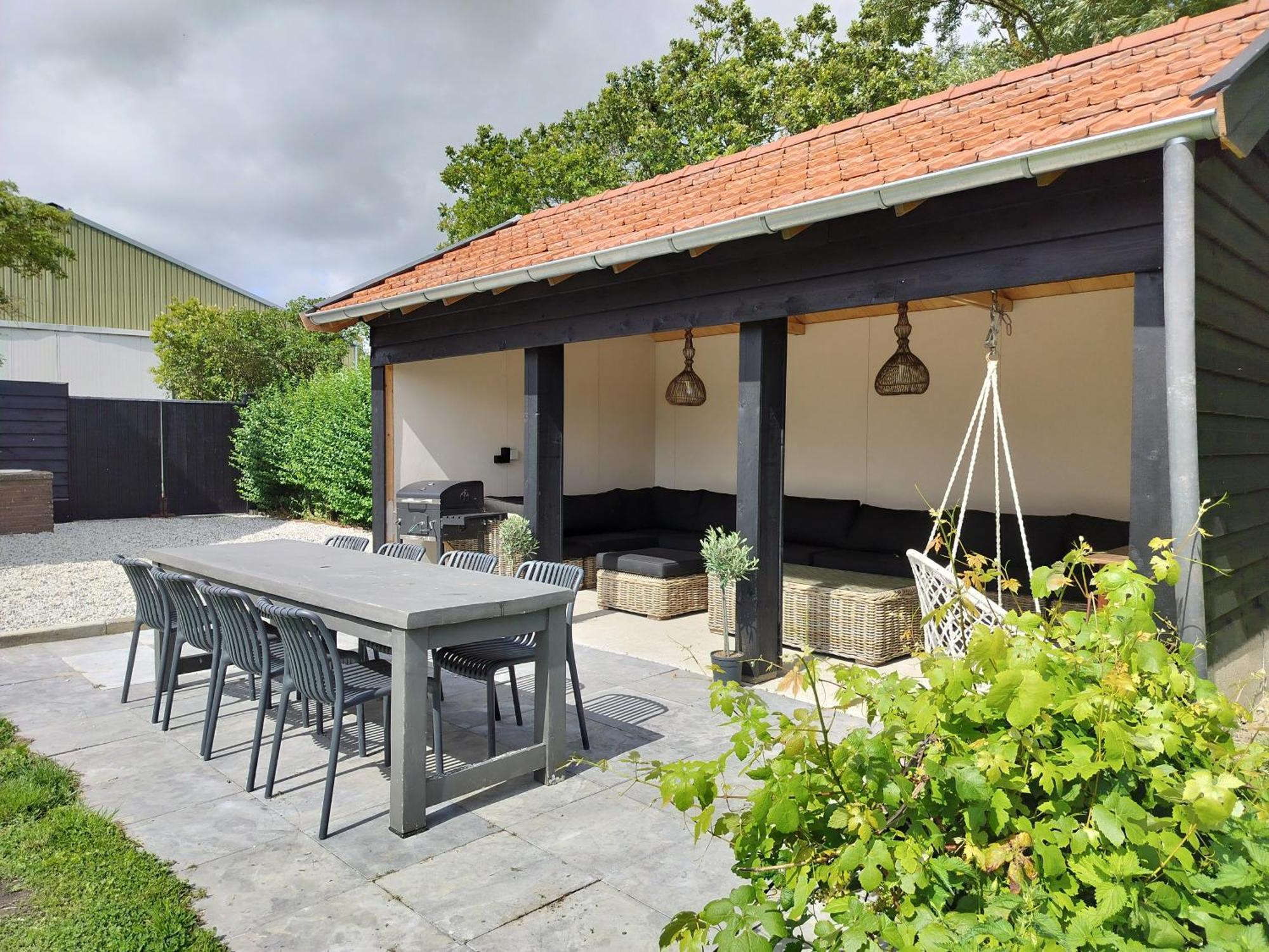زوتلاند B&B 'Hof Baaiweg' Met Barrelsauna المظهر الخارجي الصورة