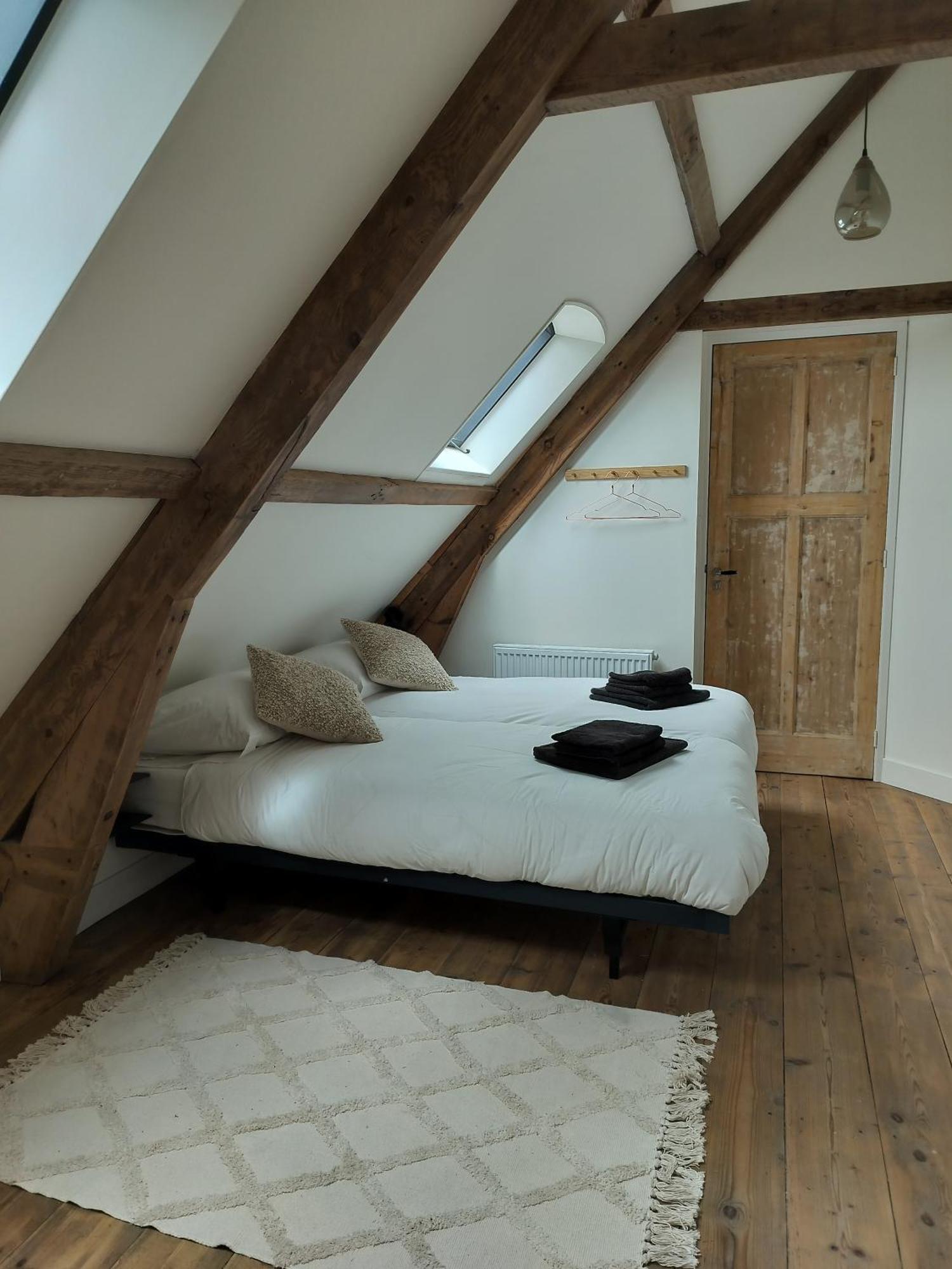 زوتلاند B&B 'Hof Baaiweg' Met Barrelsauna المظهر الخارجي الصورة
